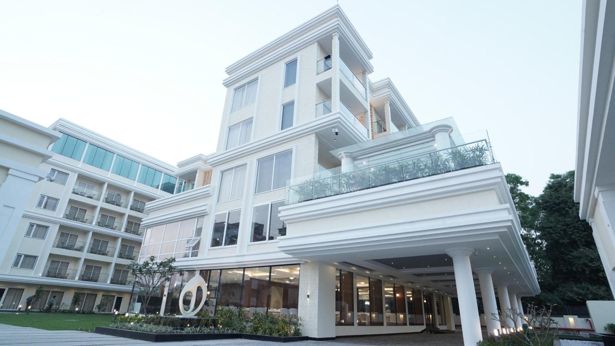 Antique Regency !! Luxurious Hotel In Digha !! Exterior photo