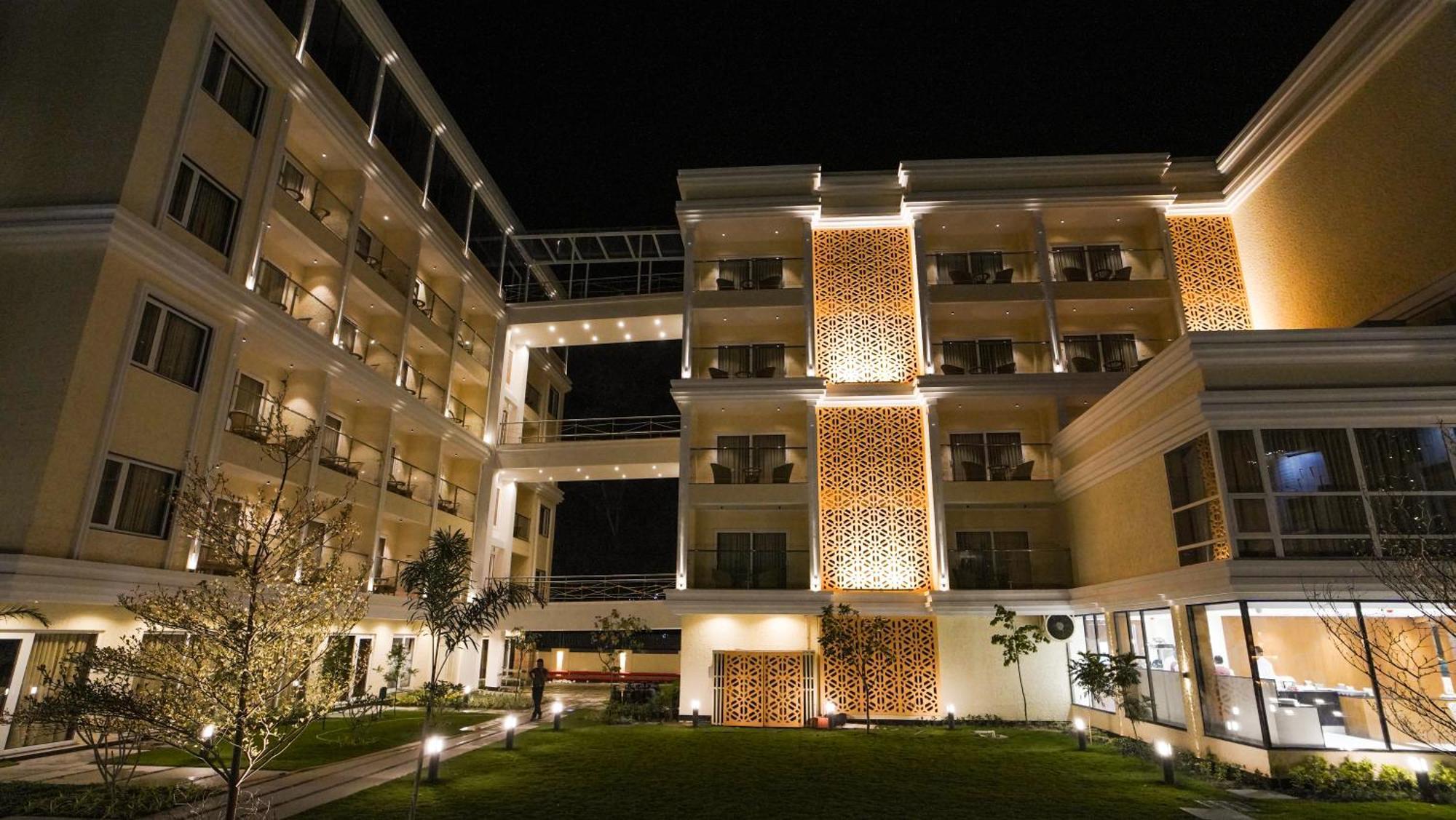 Antique Regency !! Luxurious Hotel In Digha !! Exterior photo